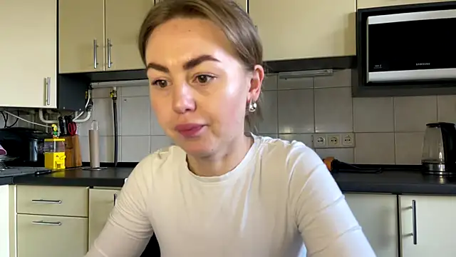 MartaLuna  online show from March 20, 2:11 pm