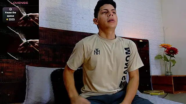 JhosuaVega online show from September 28, 2:06 am