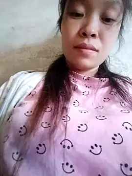 Snapshot of Phuoc_xx chatting on February 1, 7:18 am Phuoc xx online show from February 1, 7:18 am