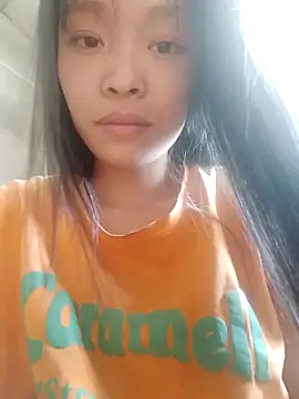 Snapshot of Phuoc_xx chatting on February 25, 6:12 am Phuoc xx online show from February 25, 6:12 am