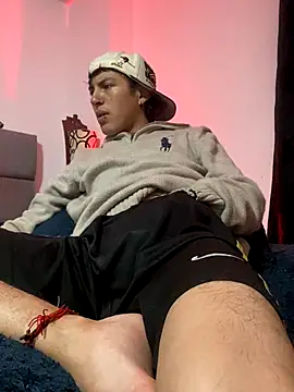 NaytonFreeman online show from November 12, 11:21 am