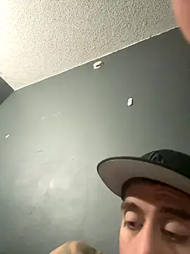 busnfatnutsLildee online show from October 31, 8:37 am