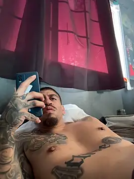 busnfatnutsLildee online show from November 25, 5:13 pm