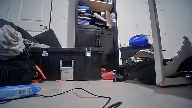 jasoncali305 online show from November 11, 12:54 am