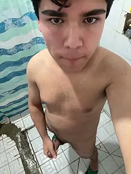 Snapshot of kjesusd12 chatting on October 14, 5:30 am kjesusd12 online show from October 14, 5:30 am