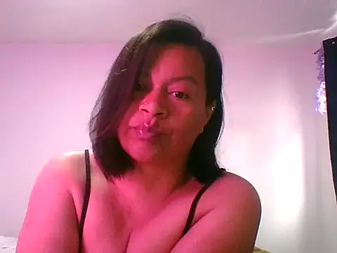 adri89-g online show from October 10, 1:10 pm