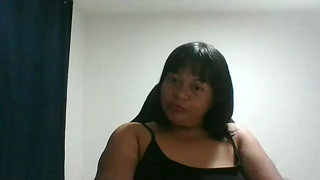 adri89-g online show from March 15, 11:22 pm