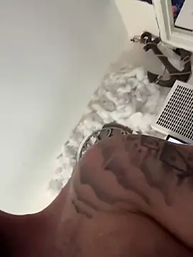 skip69xxx online show from November 11, 7:08 am