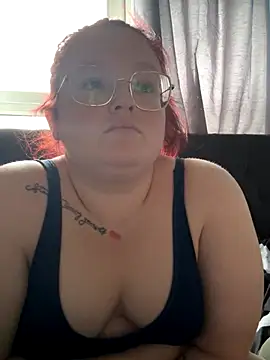 Snapshot of AmberBliss-X chatting on November 4, 9:52 am AmberBliss-X online show from November 4, 9:52 am