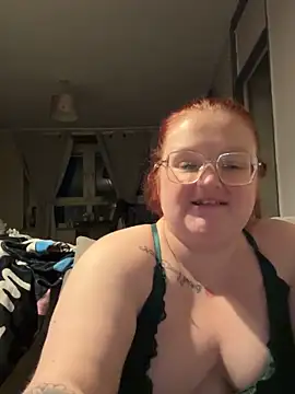 Snapshot of AmberBliss-X chatting on November 21, 2:54 am AmberBliss-X online show from November 21, 2:54 am