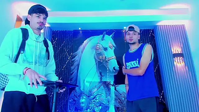 Iam Steven online show from September 28, 12:32 pm