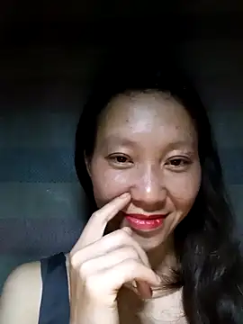 bonnie-00 online show from October 3, 4:59 pm