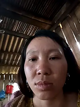 Snapshot of bonnie-00 chatting on January 16, 4:16 am bonnie-00 online show from January 16, 4:16 am