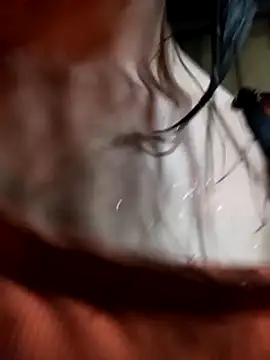 Snapshot of bonnie-00 chatting on February 21, 1:45 pm bonnie-00 online show from February 21, 1:45 pm