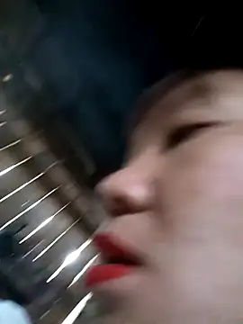 Snapshot of bonnie-00 chatting on February 26, 12:53 am bonnie-00 online show from February 26, 12:53 am