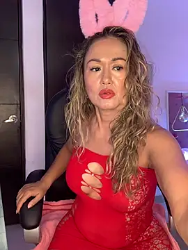 BunnyGlow50 online show from March 29, 7:47 pm