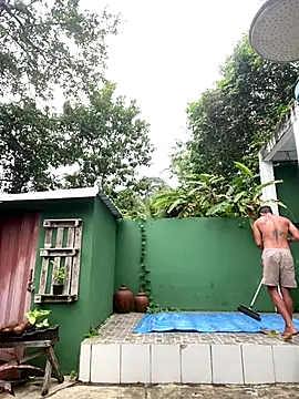 trustes00tribox online show from November 21, 12:04 pm