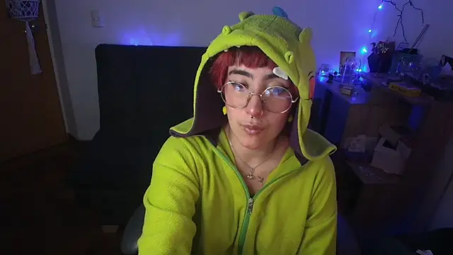 Miacatsito3 online show from March 24, 3:44 am