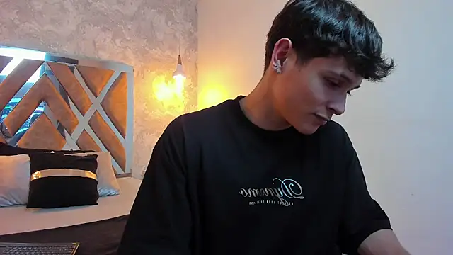 kraven lust online show from April 12, 3:11 am