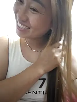 Dung x online show from April 17, 1:25 pm