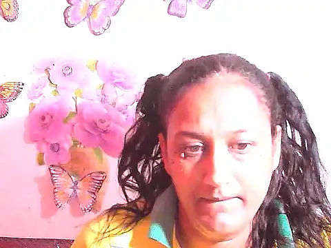 Indiansexyboobs18 online show from October 22, 7:30 am