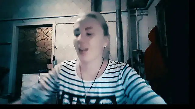 EmmaCat  online show from January 11, 5:56 am