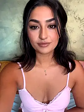 Snapshot of Mia_spicyy chatting on October 20, 8:37 am Mia spicyy online show from October 20, 8:37 am