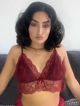 Snapshot of Mia_spicyy chatting on November 13, 10:14 am Mia spicyy online show from November 13, 10:14 am