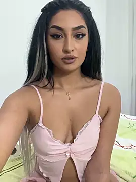 Snapshot of Mia_spicyy chatting on November 21, 9:41 am Mia spicyy online show from November 21, 9:41 am