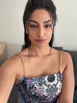 Snapshot of Mia_spicyy chatting on April 29, 8:40 am Mia spicyy online show from April 29, 8:40 am