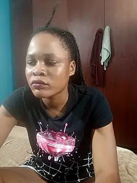 Snapshot of BlondieBitch chatting on January 15, 6:44 pm BlondieBitch online show from January 15, 6:44 pm