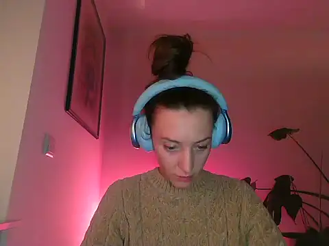 Lasirra online show from November 12, 9:36 pm