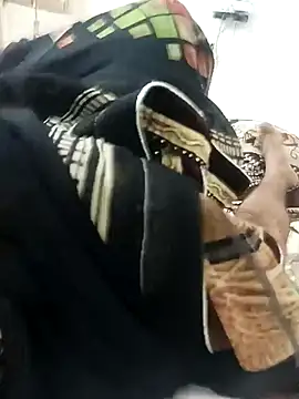 Snapshot of meenahotdarling chatting on September 30, 11:15 am meenahotdarling online show from September 30, 11:15 am