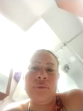 LaraCaliente online show from October 1, 7:14 am