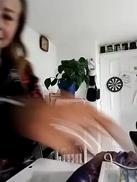 LaraCaliente online show from October 4, 8:23 am