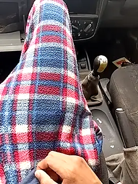 Snapshot of IssuedEcho chatting on March 1, 3:03 pm IssuedEcho online show from March 1, 3:03 pm