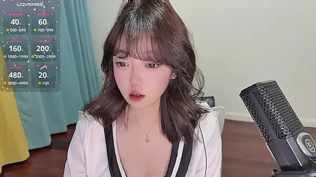 Lucky Cici online show from December 14, 6:34 pm