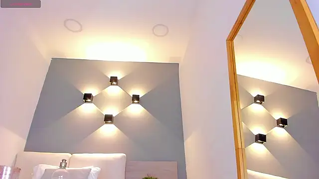 selena monroy online show from February 11, 11:04 am