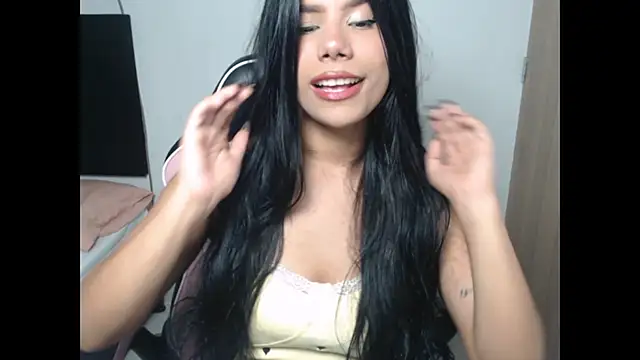 MayaScott11 online show from May 21, 9:16 am