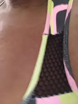 Snapshot of Rosabela04 chatting on January 19, 1:59 pm Rosabela04 online show from January 19, 1:59 pm