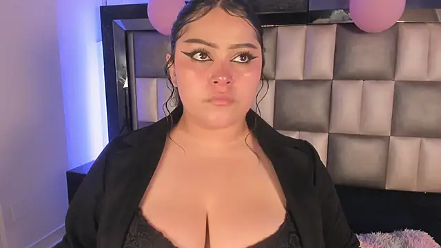 abbiecollins js online show from November 28, 3:53 am