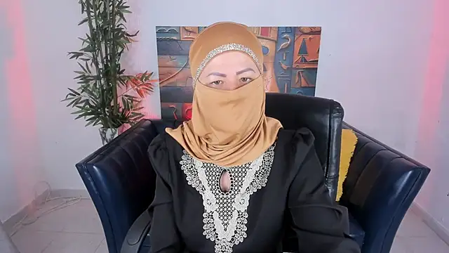 zahra isawii online show from October 13, 1:22 pm