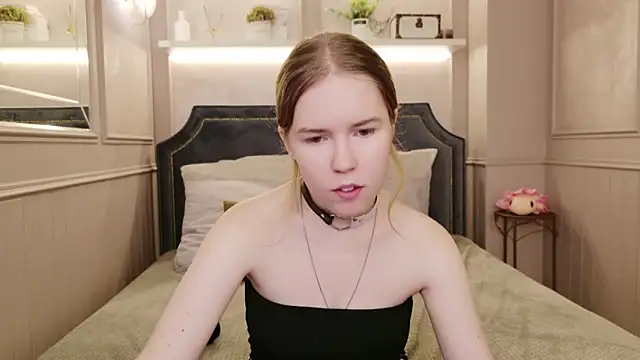 Alida Brice online show from November 11, 5:40 am