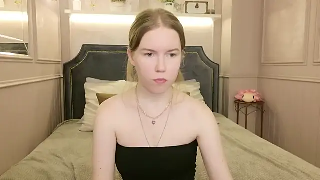 Alida Brice online show from November 20, 5:40 am