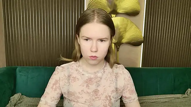 Alida Brice online show from April 18, 5:22 am