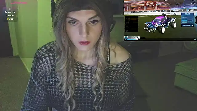 Snapshot of EnbyGamerChick chatting on September 20, 6:03 am EnbyGamerChick online show from September 20, 6:03 am