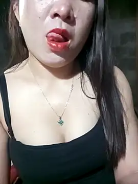 Luna-ass online show from September 20, 12:00 am