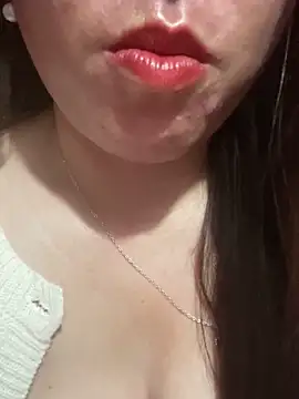 Luna-ass online show from February 20, 9:59 pm