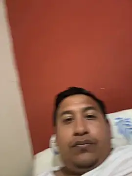 Snapshot of dannybs05 chatting on September 15, 7:08 am dannybs05 online show from September 15, 7:08 am