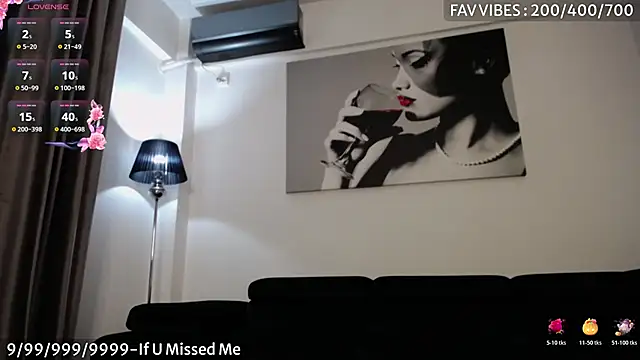 Snapshot of SassyCookies chatting on October 24, 2:08 am SassyCookies online show from October 24, 2:08 am